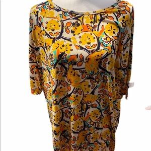 LuLaRoe Irma Top High Low Size Medium